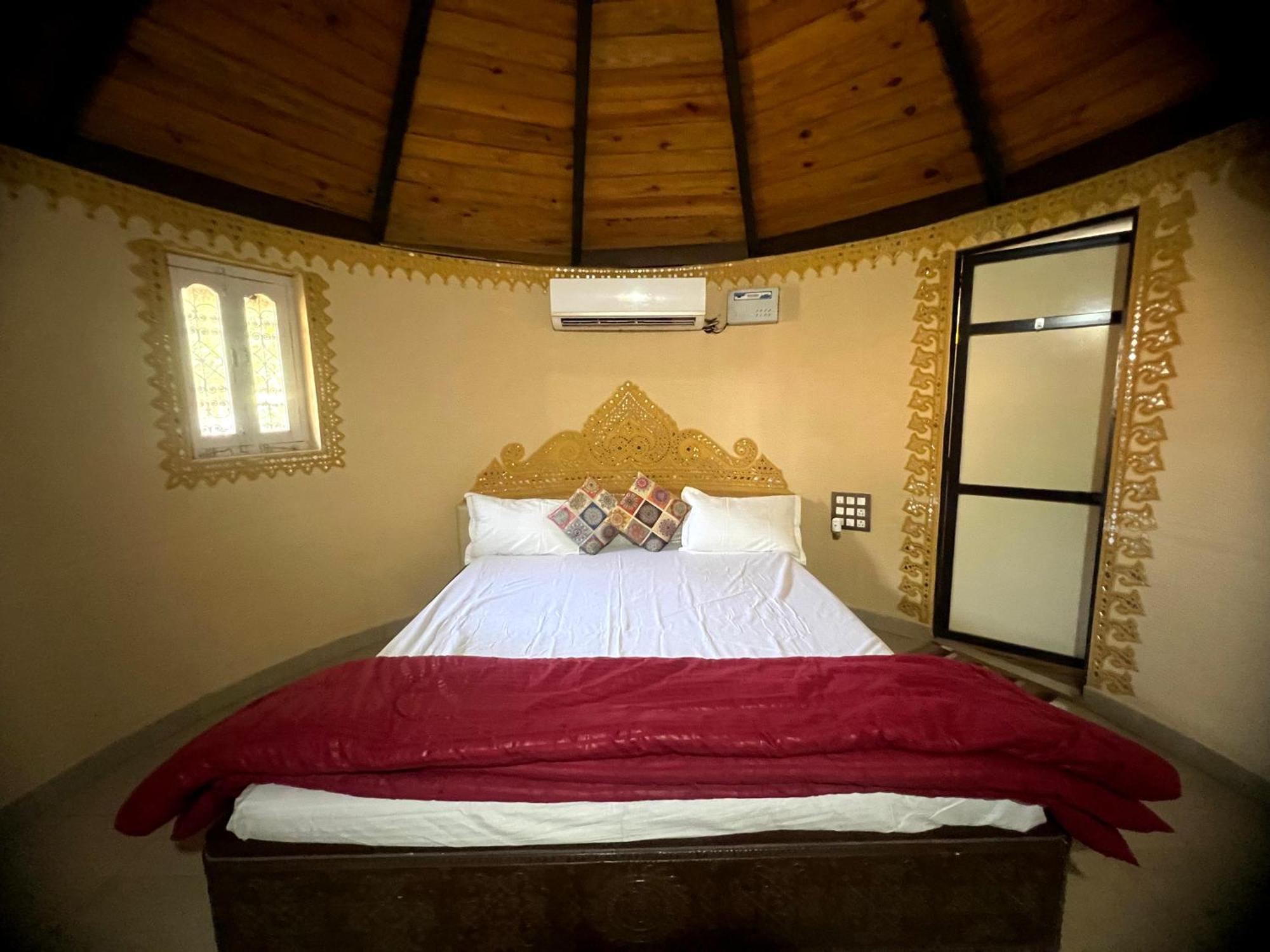 The Kutch House Hotel ภุช ภายนอก รูปภาพ