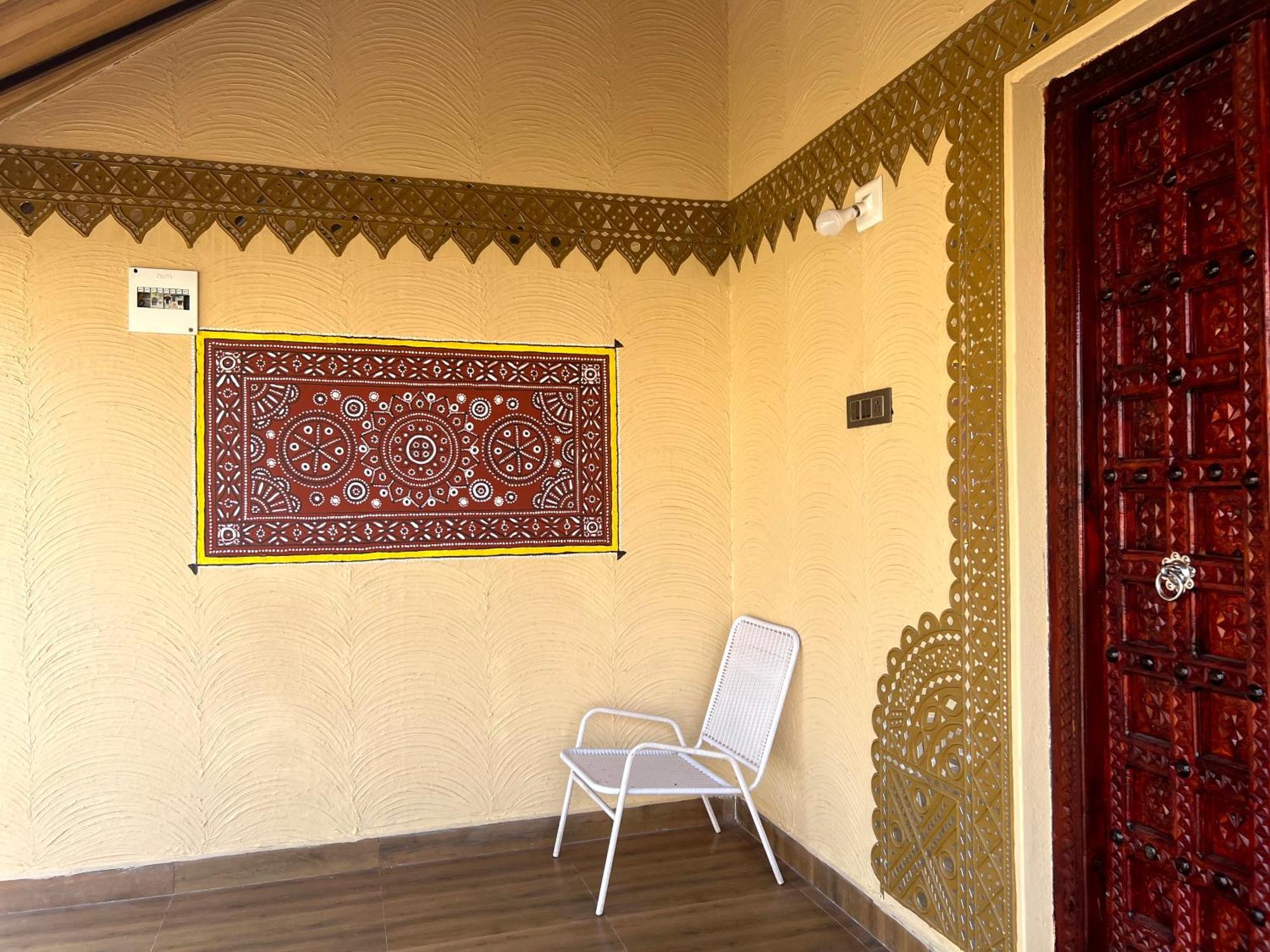 The Kutch House Hotel ภุช ภายนอก รูปภาพ